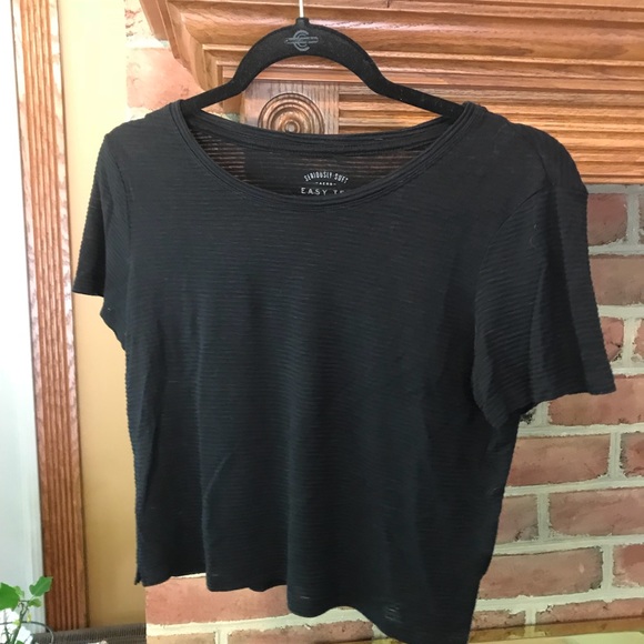 THREE Aeropostale Crop Tops - Picture 2 of 7